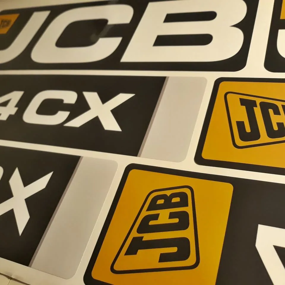 Naklejki JCB 4CX – komplet